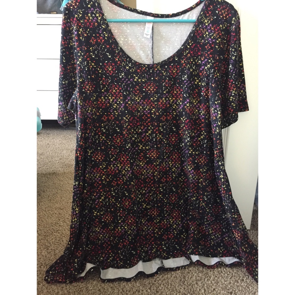 LuLaRoe Perfect Tee